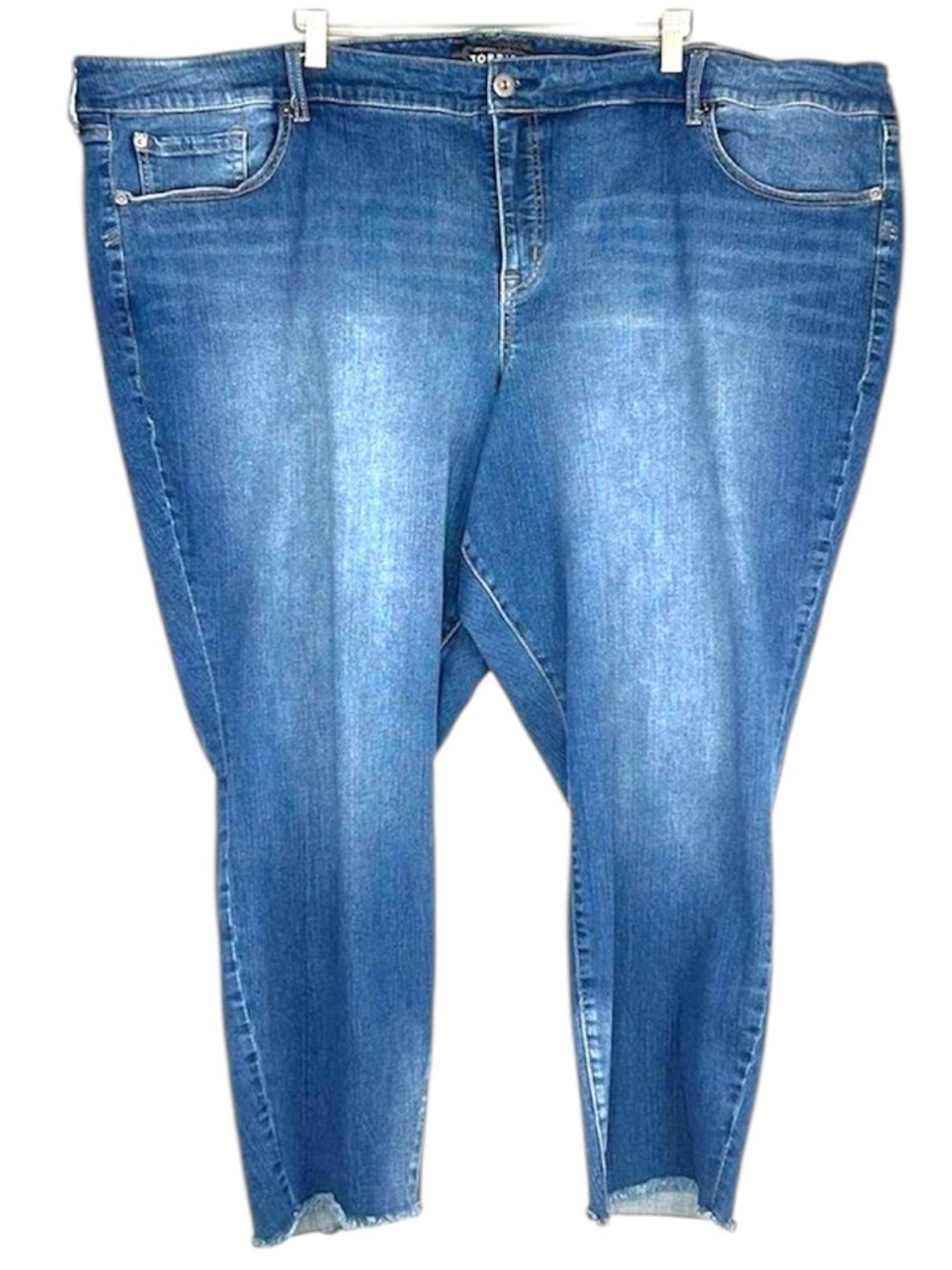 Torrid Boyfriend Crop Jeans Size 30 Plus Frayed Hem Stretch Denim